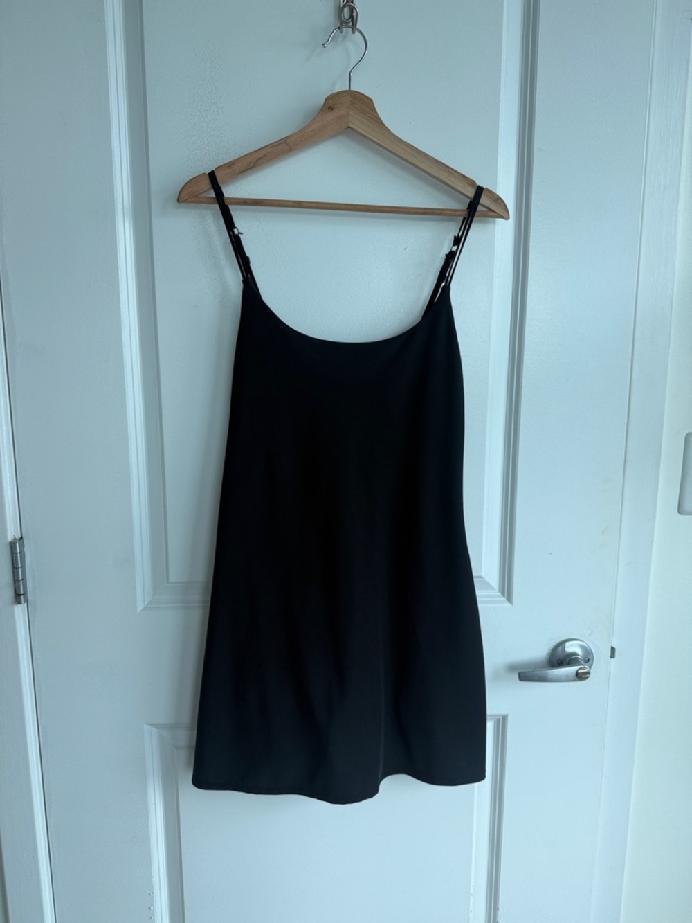 Abercrombie & Fitch black active dress sz small tall with built in shorts